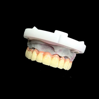 Bon prix La couronne dentaire en porcelaine de zirconia est une finition esthétique naturelle de précision CAD/CAM certifiée ISO13485. En ligne